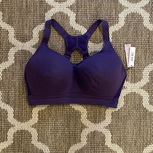 Victoria’s Secret incredible max sports bra size 36DDD